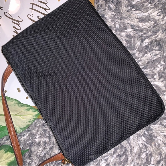 Lauren Ralph Lauren Carter Nylon Crossbody - Picture 5 of 8